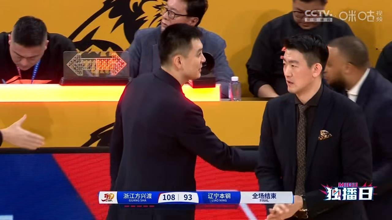 大连人客场逆转胜贵州恒丰，喜迎胜利的简单介绍